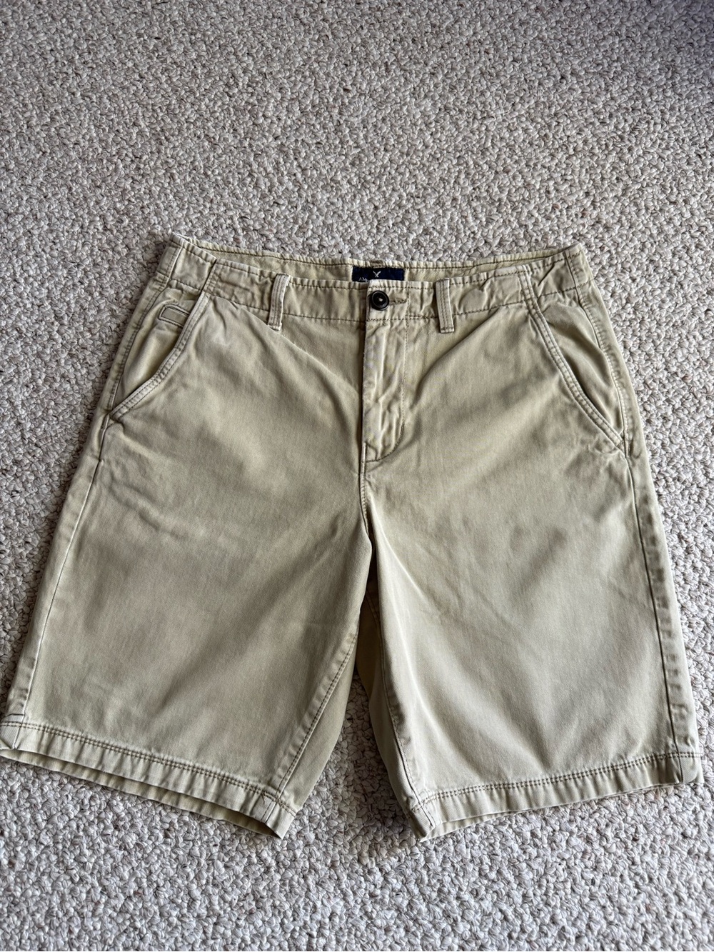 EUC American Eagle Outfitters Men's Tan Flat Front Chino Shorts